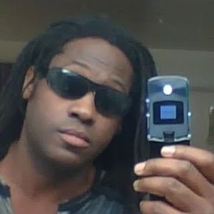 Meet your Posher, Derrick